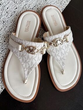 Michael Kors Cream Logo Thong Sandals with Gold MK Accent Size 7M